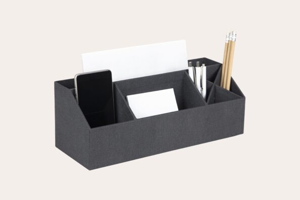 30% off Desk Organization (for plum PLUS, 20% off for all shoppers). Offer ends January 30, 2022