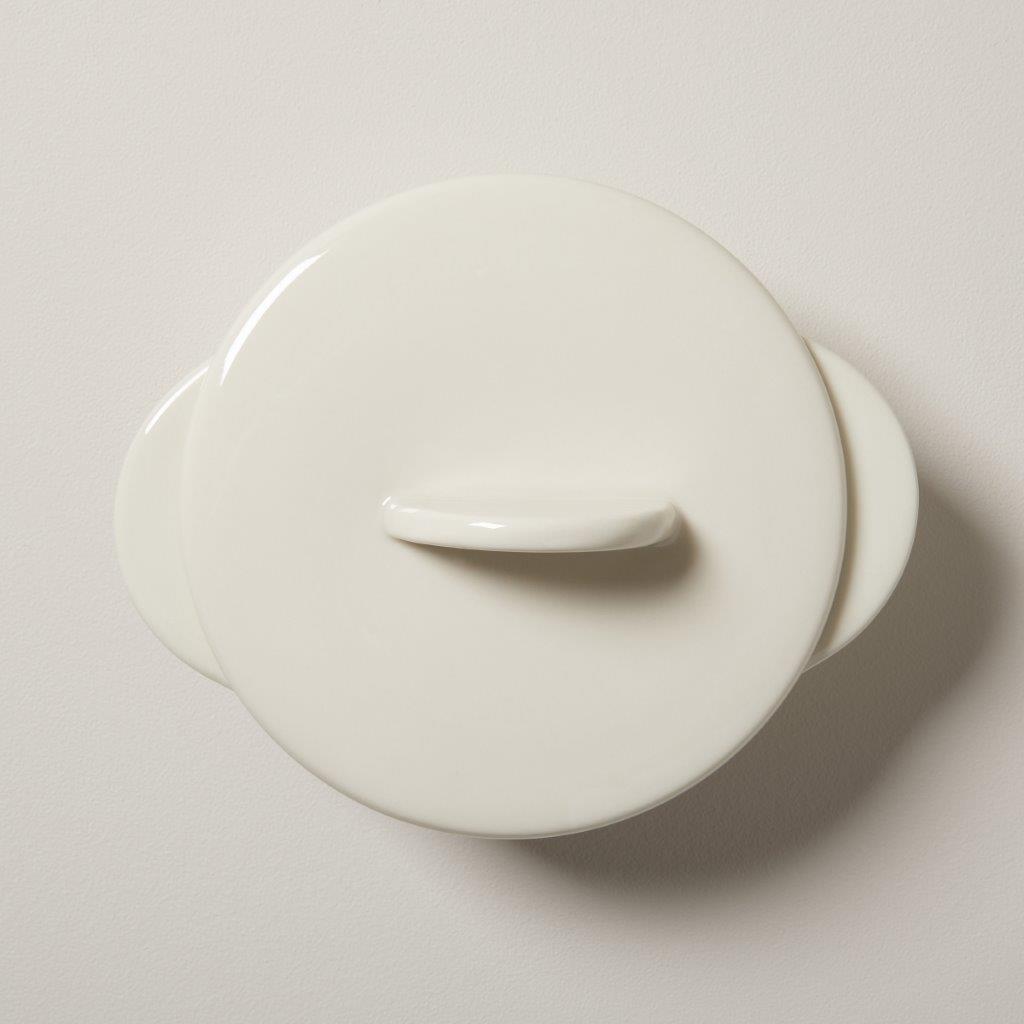 A picture containing white, dishware, porcelain

Description automatically generated