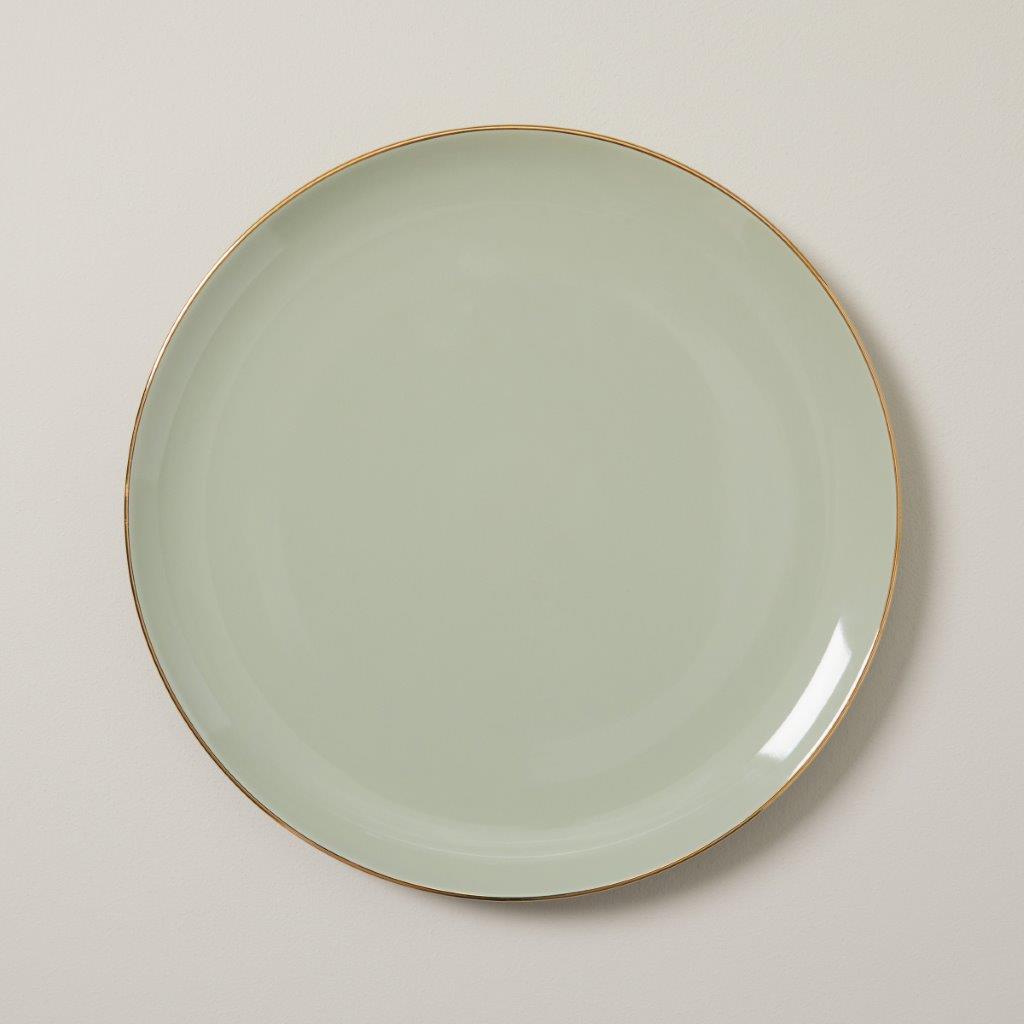 A picture containing indoor, tableware, dishware, white

Description automatically generated
